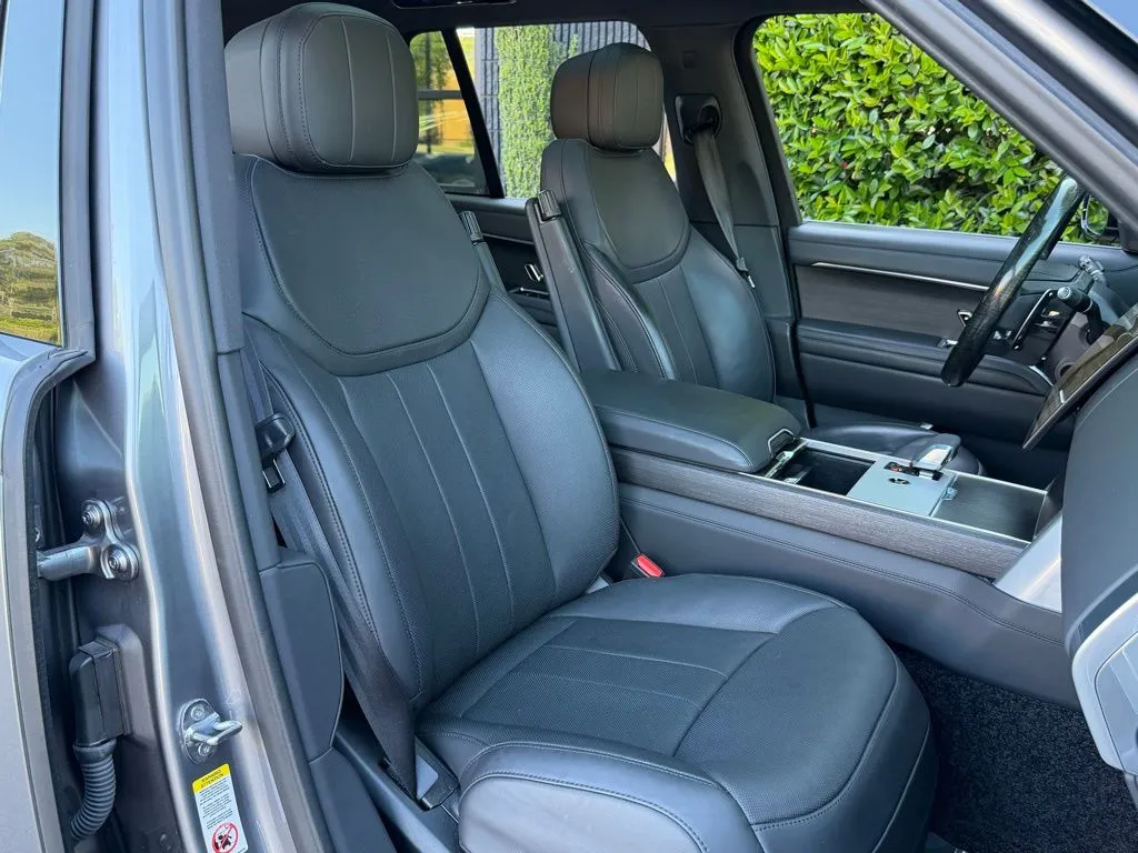 Land Rover Range Rover photo 33