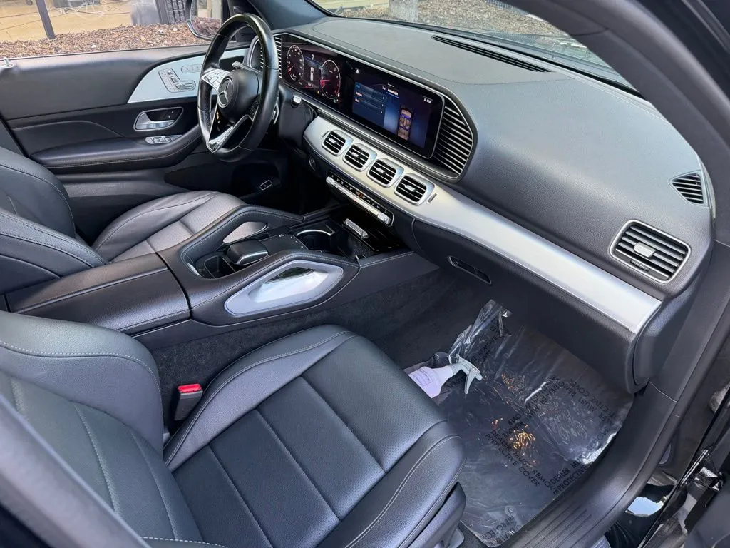 Mercedes-Benz GLE photo 32