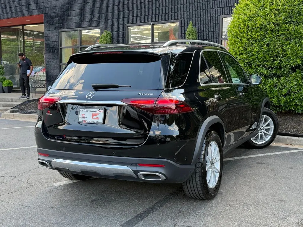 Mercedes-Benz GLE photo 12