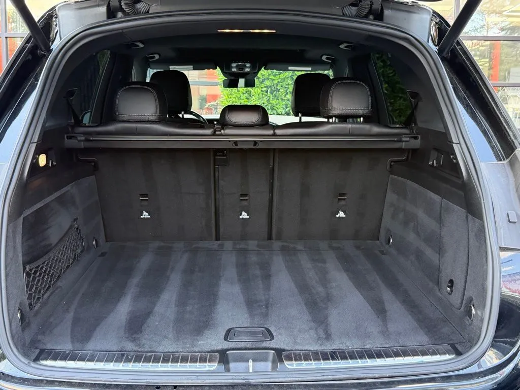 Mercedes-Benz GLE photo 18
