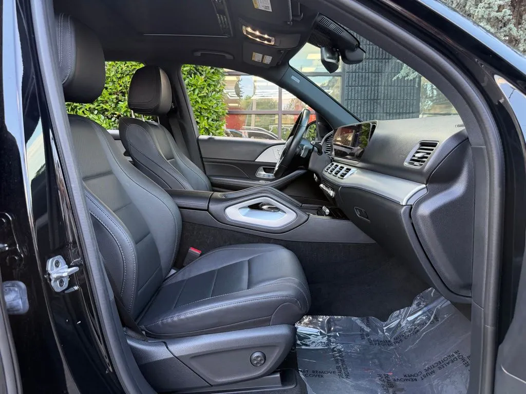 Mercedes-Benz GLE photo 33