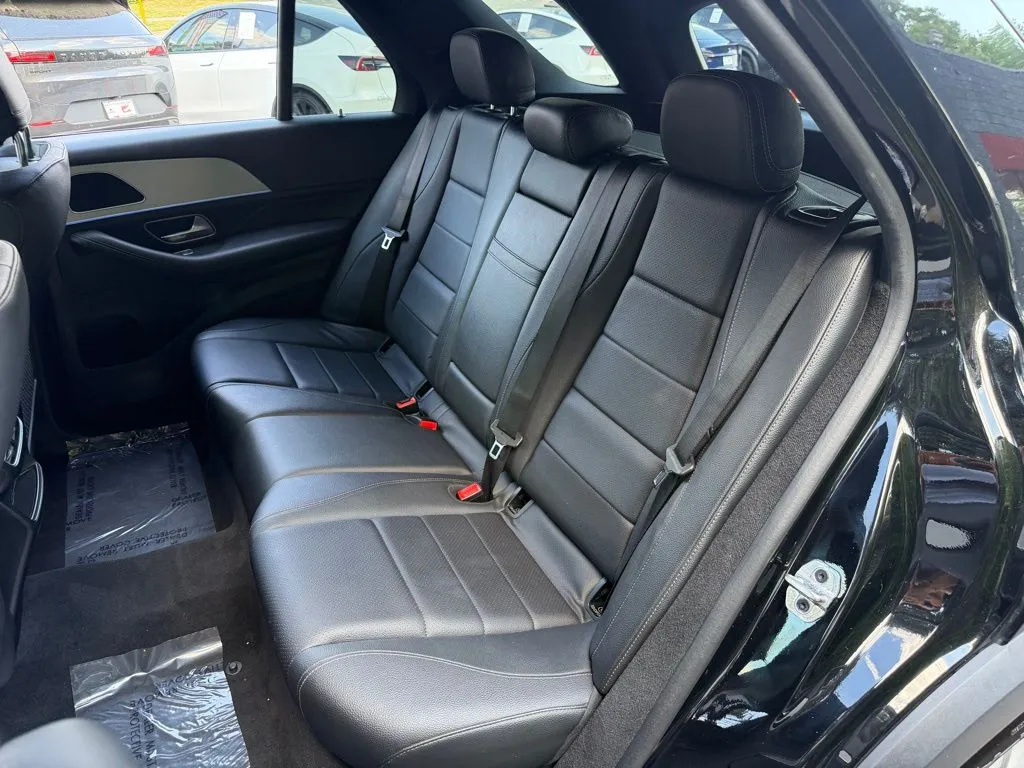 Mercedes-Benz GLE photo 31