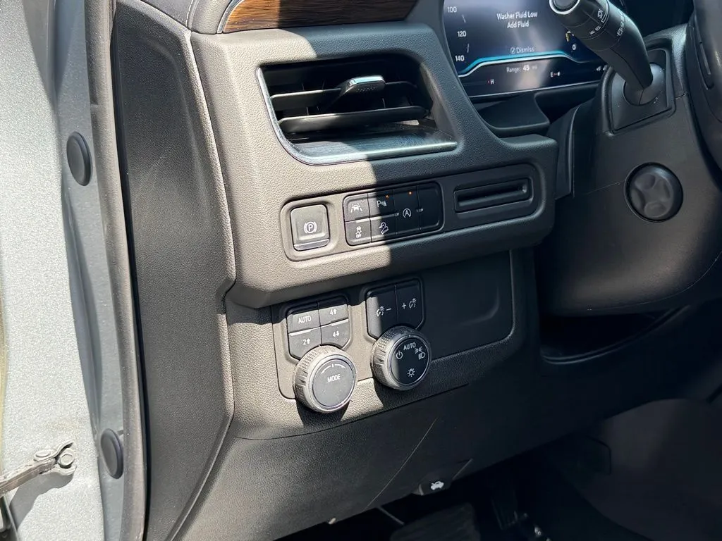 Chevrolet Tahoe photo 28