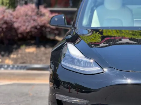 More photos of 2022 Tesla Model 3 Performance at Gravity Autos Sandy Springs, GA