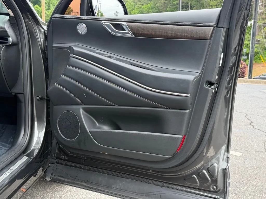 Genesis GV80 photo 37