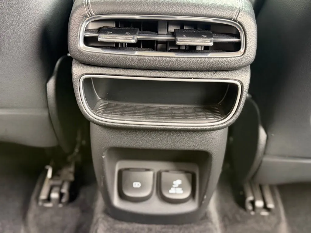 Genesis GV80 photo 52