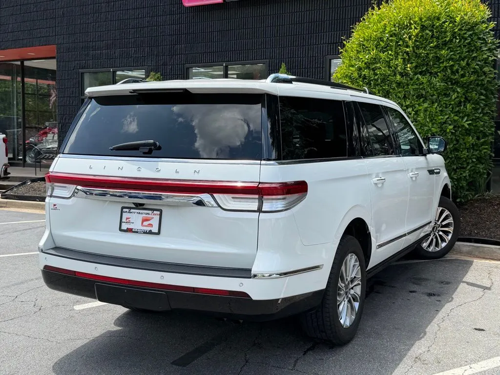Lincoln Navigator L photo 12
