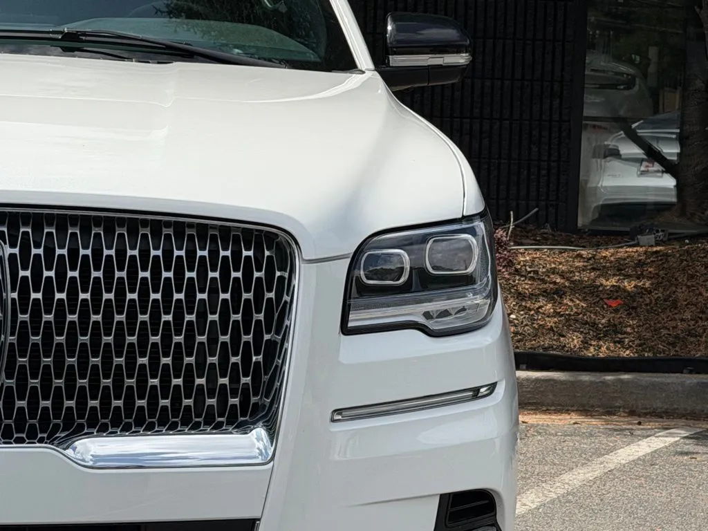 Lincoln Navigator L photo 5