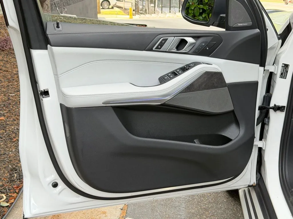 BMW X5 photo 29