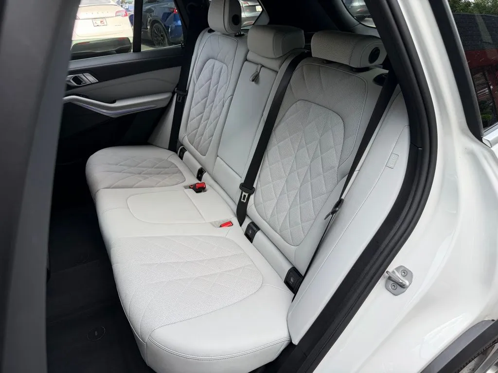 BMW X5 photo 32