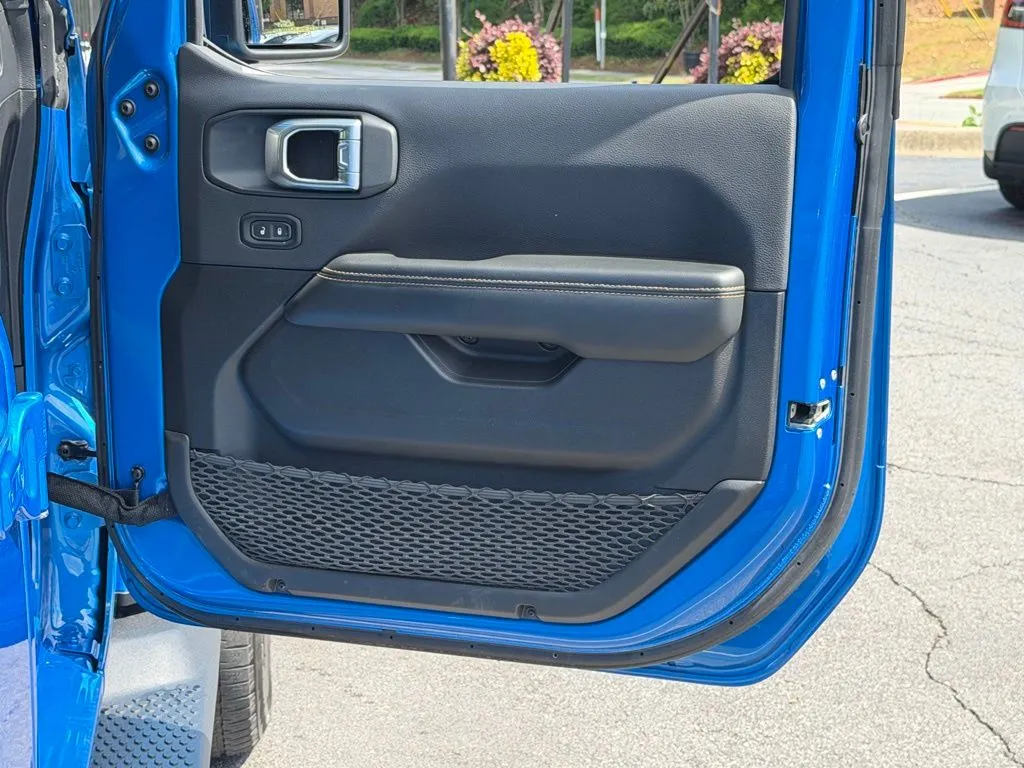 Jeep Wrangler photo 35