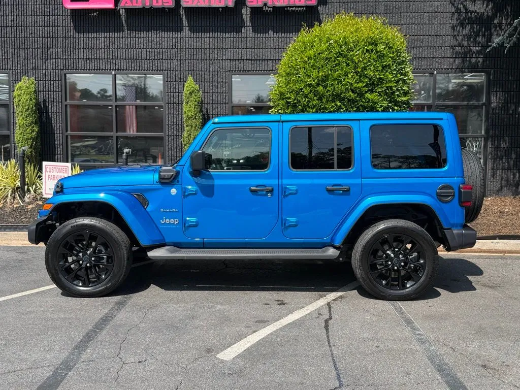 Jeep Wrangler photo 9