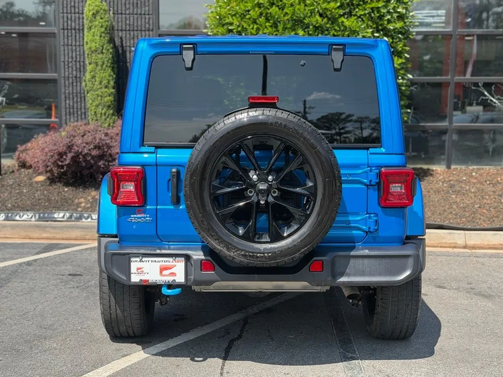 Jeep Wrangler photo 14