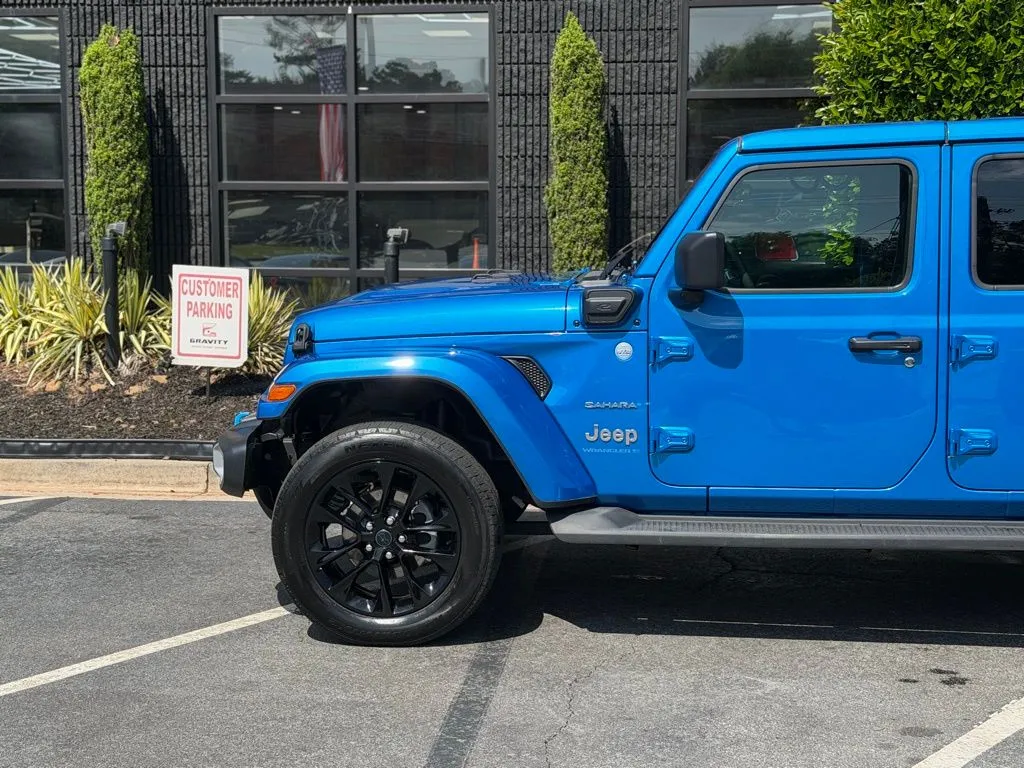 Jeep Wrangler photo 10