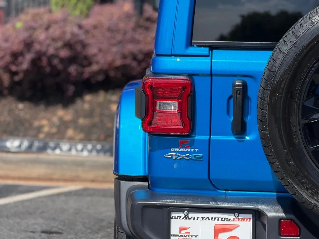 Jeep Wrangler photo 15