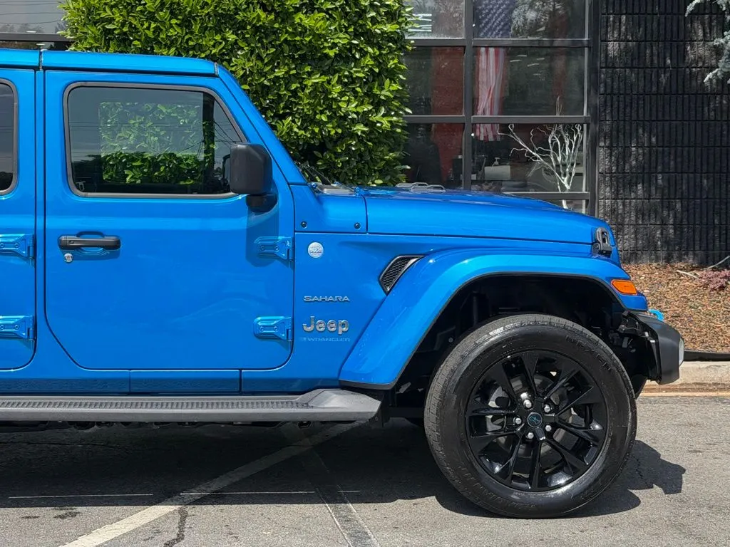 Jeep Wrangler photo 23