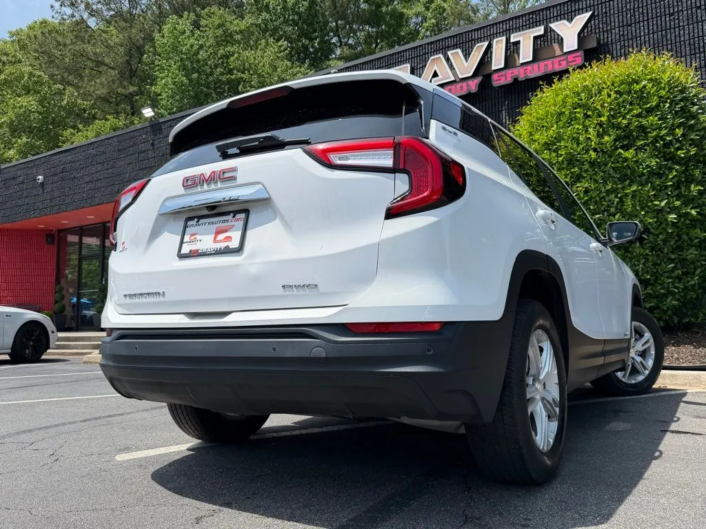 GMC Terrain photo 13