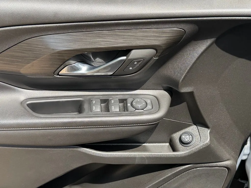 GMC Terrain photo 26