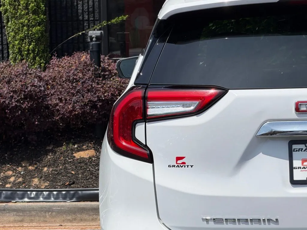 GMC Terrain photo 15