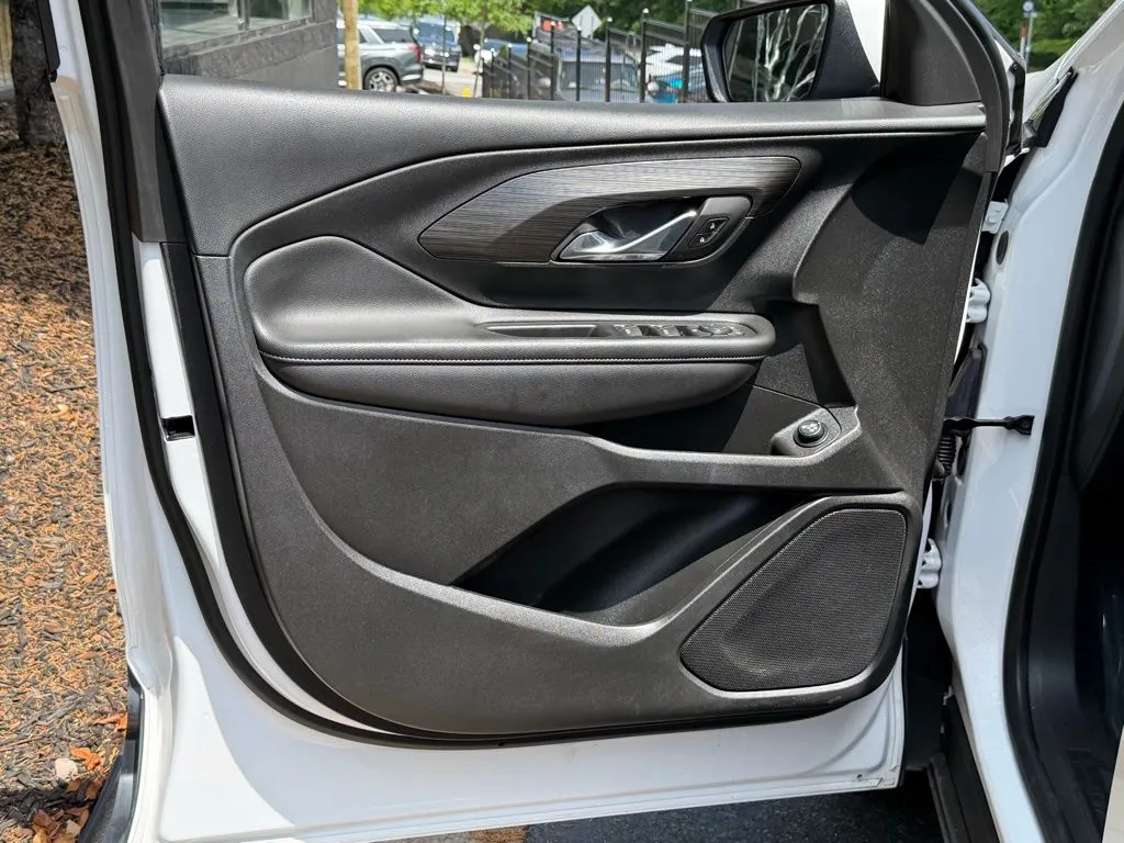 GMC Terrain photo 25