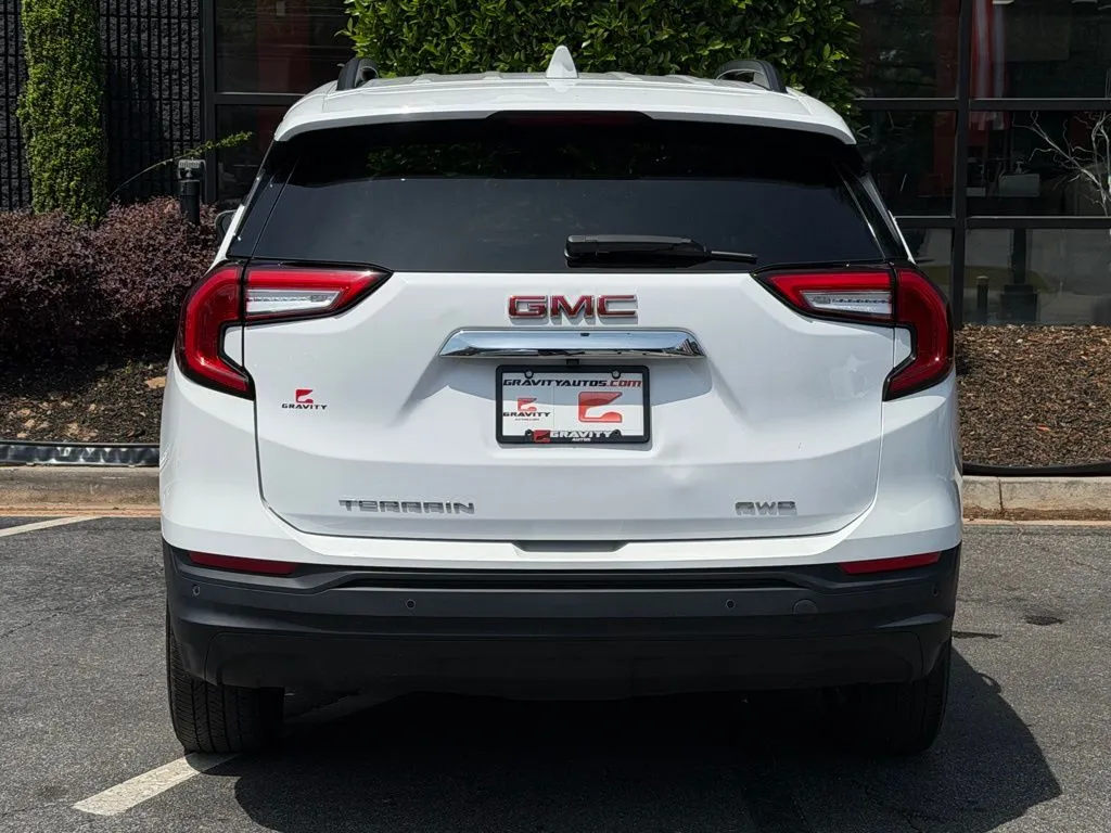GMC Terrain photo 14