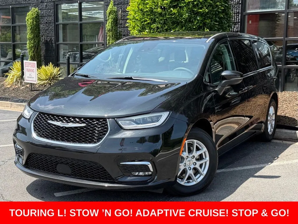 2023 Chrysler Pacifica Touring L for sale in Sandy Springs, GA
