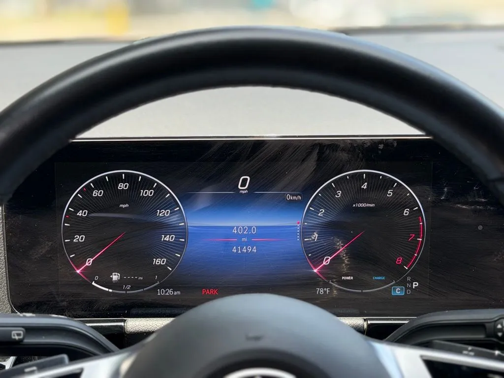 Mercedes-Benz GLA photo 45