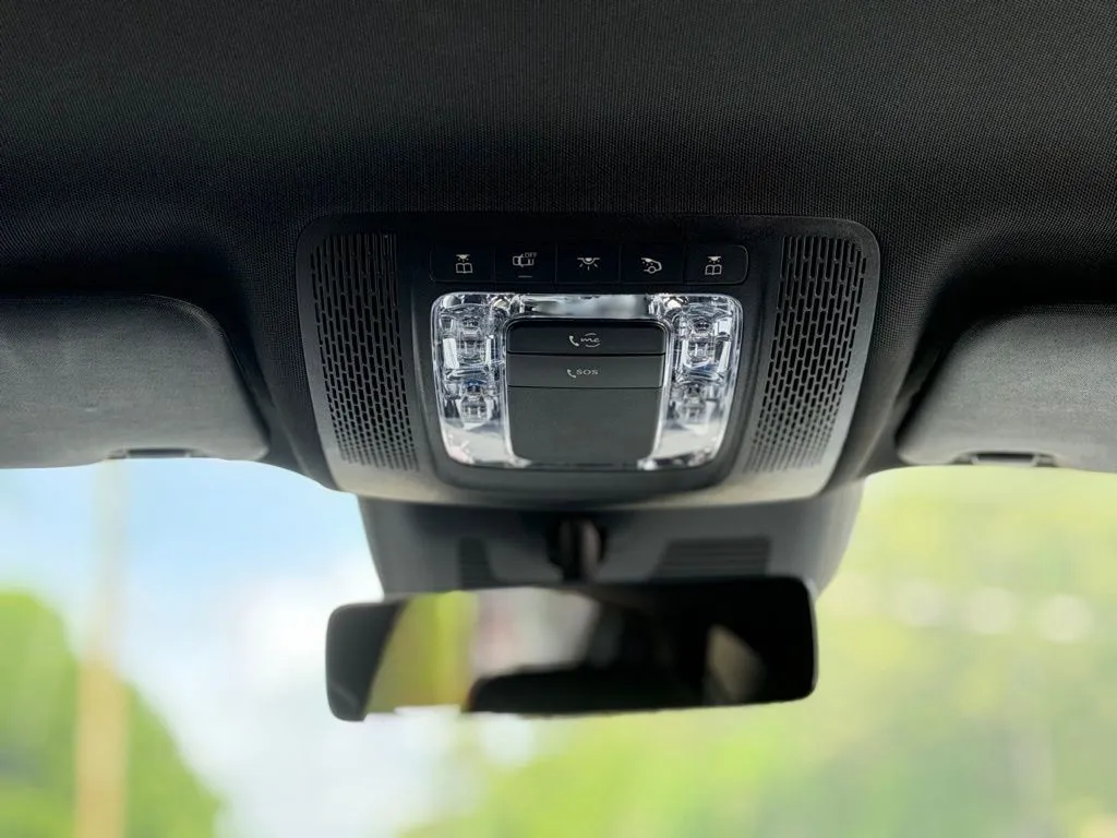 Mercedes-Benz GLA photo 49