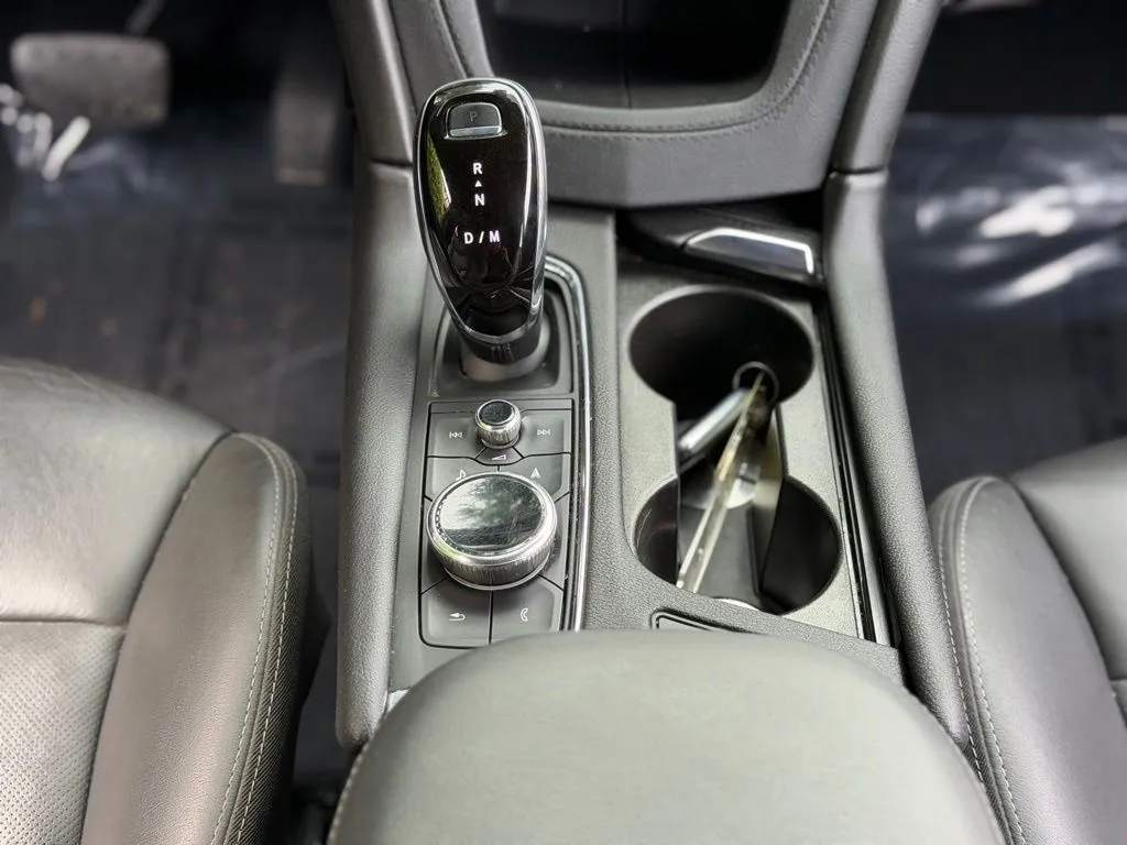 Cadillac XT5 photo 45