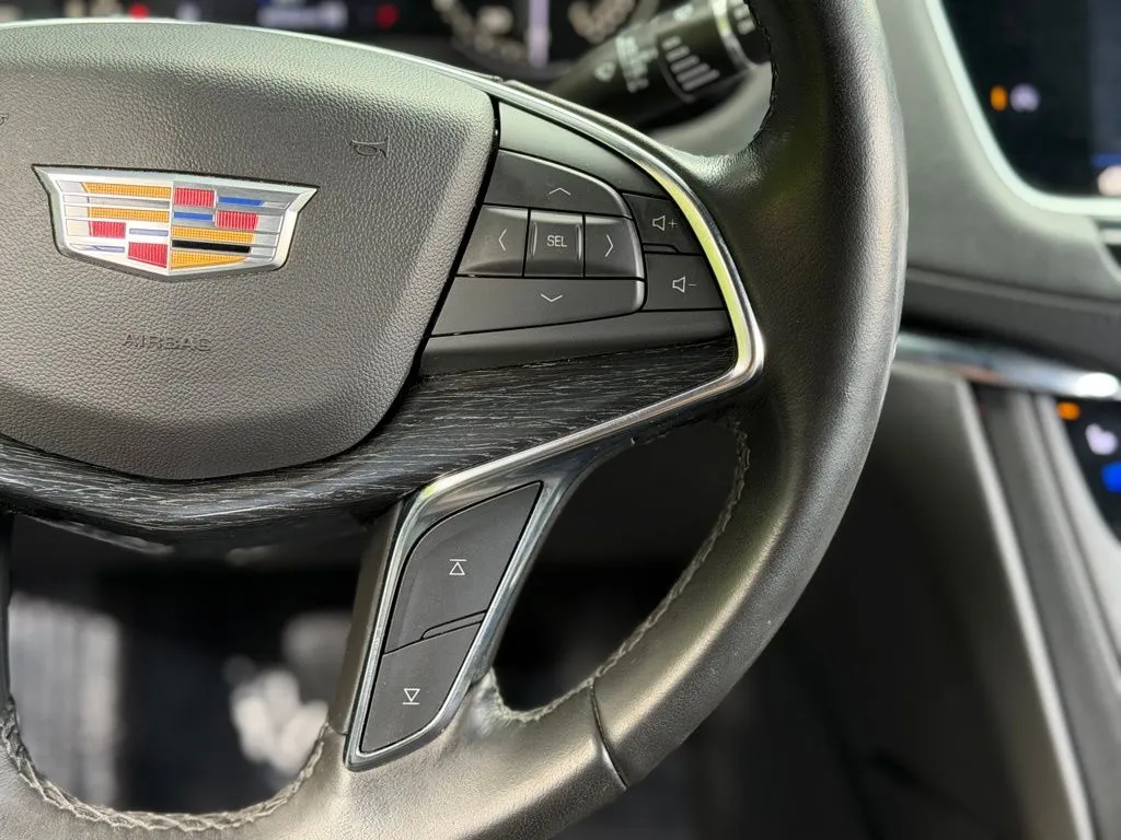 Cadillac XT5 photo 42