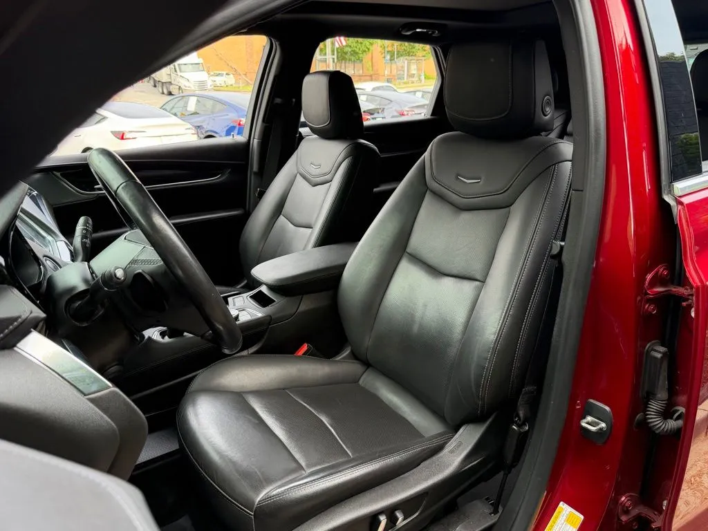 Cadillac XT5 photo 24