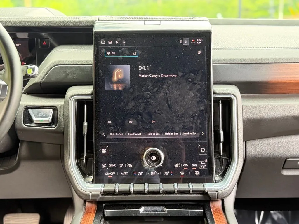 GMC Yukon XL photo 52