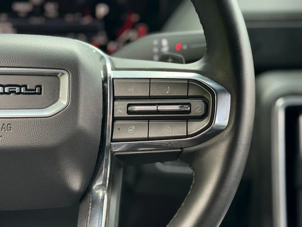 GMC Yukon XL photo 50