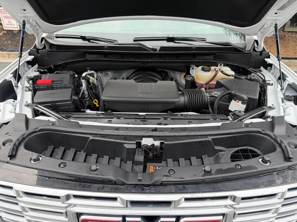 GMC Yukon XL photo 5