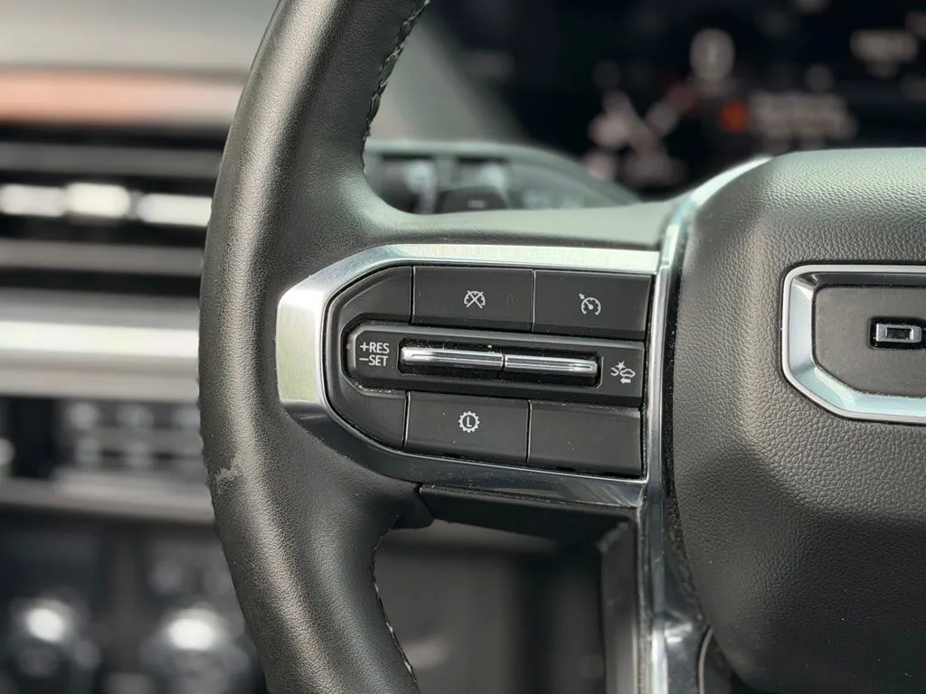 GMC Yukon XL photo 49
