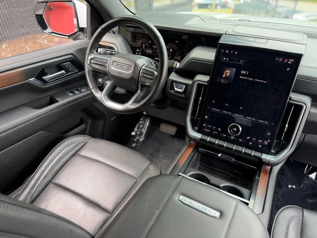 GMC Yukon XL photo 46