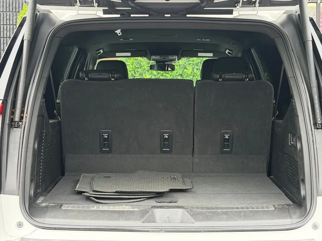 GMC Yukon XL photo 17
