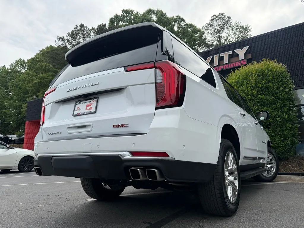 GMC Yukon XL photo 13
