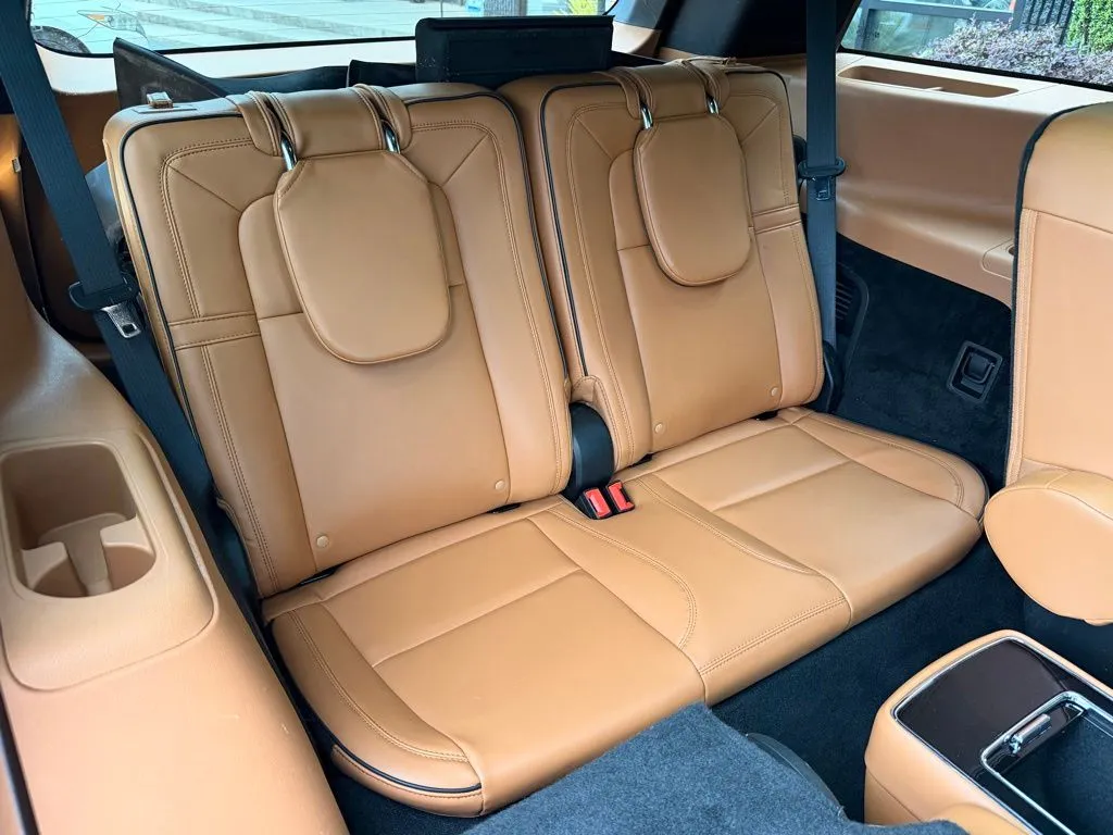 Lincoln Aviator photo 40
