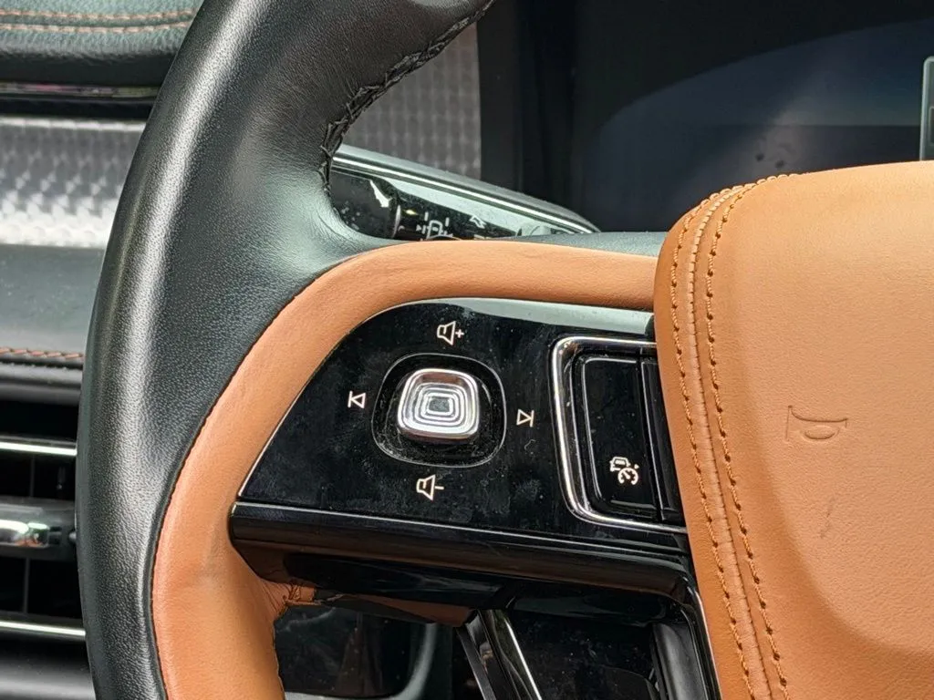 Lincoln Aviator photo 45