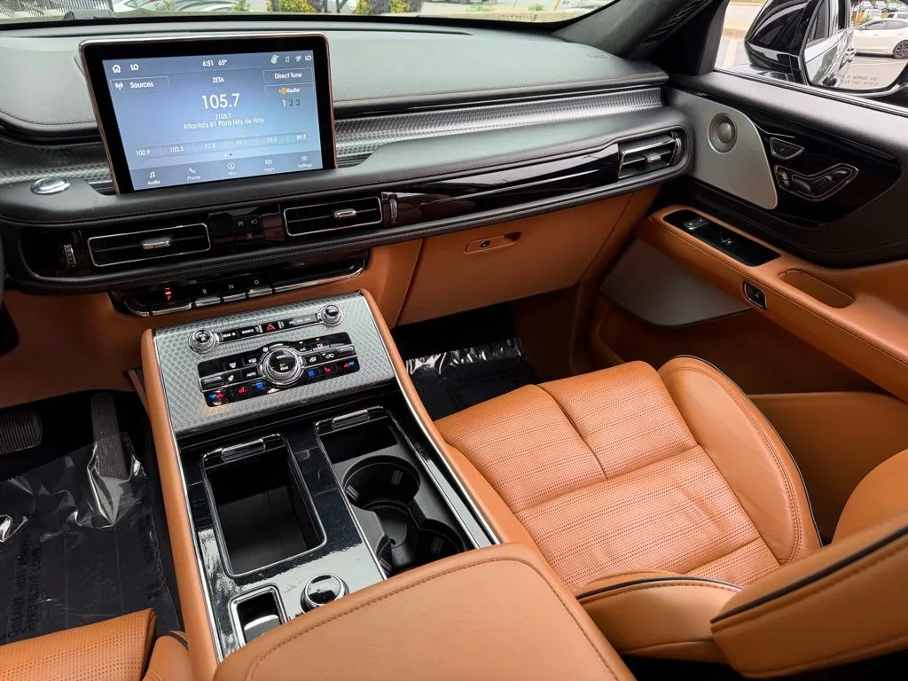 Lincoln Aviator photo 43