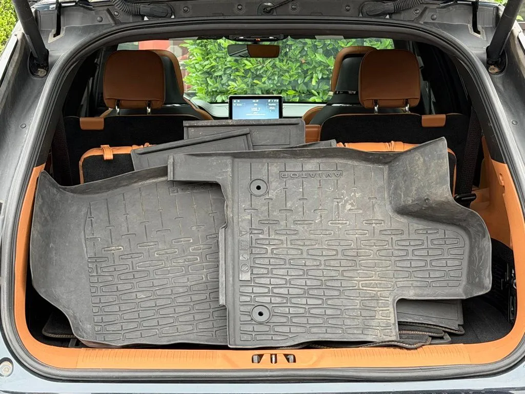 Lincoln Aviator photo 18