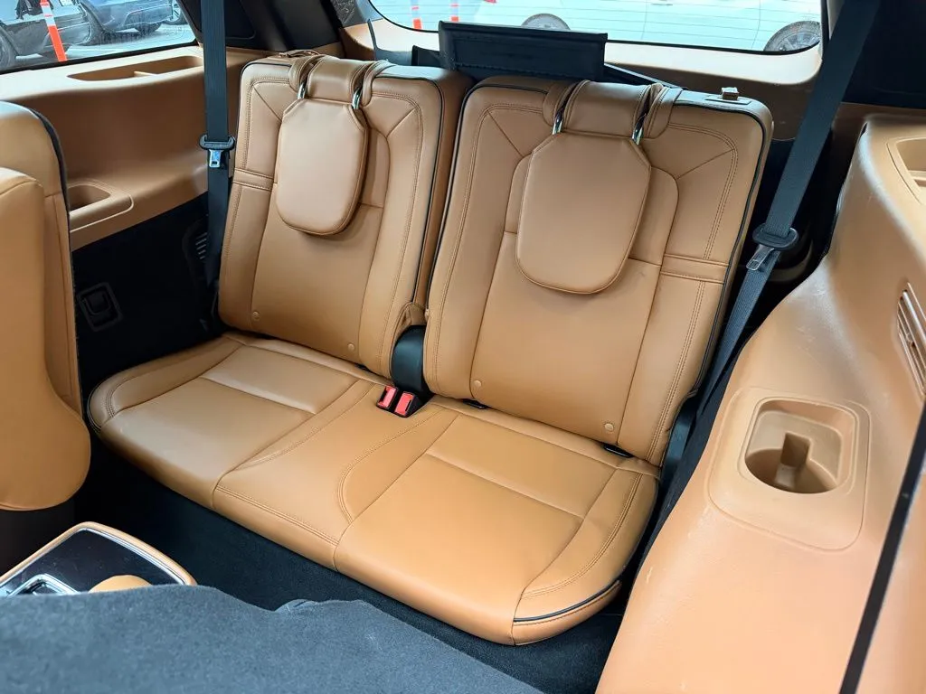 Lincoln Aviator photo 32