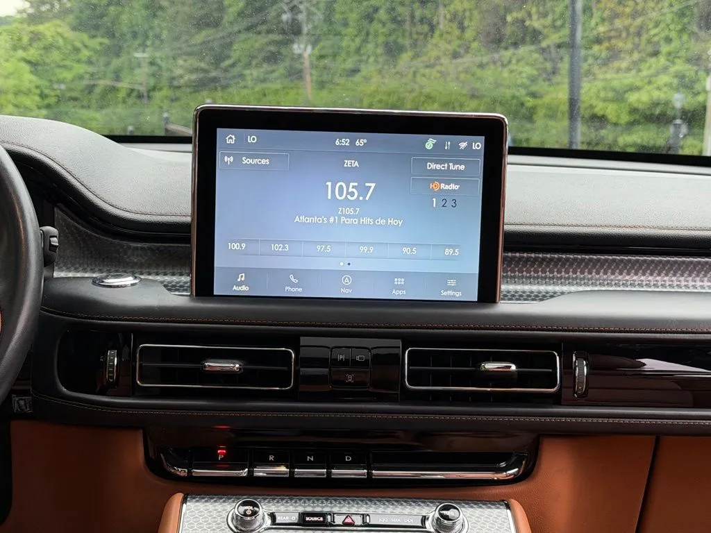 Lincoln Aviator photo 48