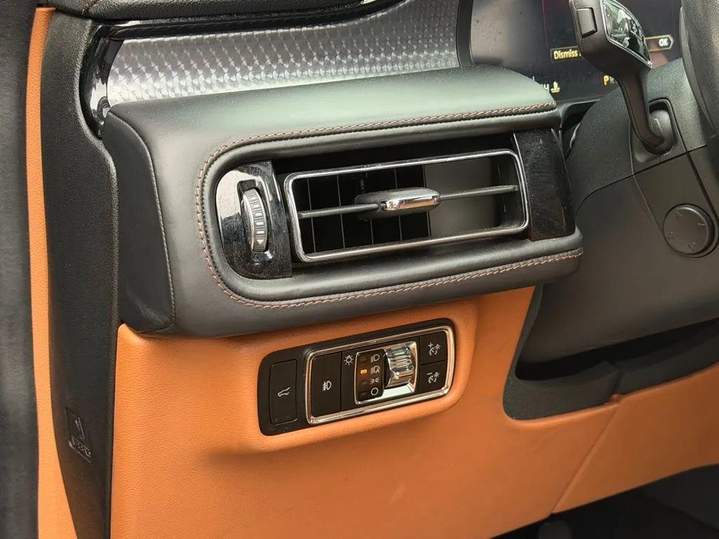 Lincoln Aviator photo 27