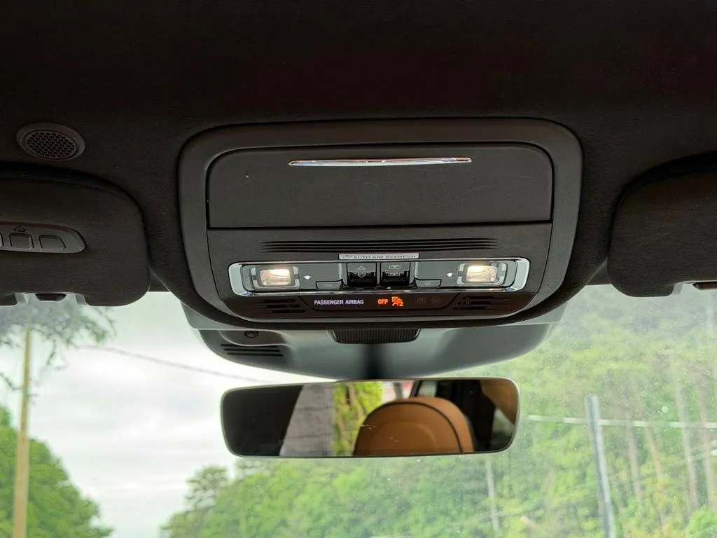 Lincoln Aviator photo 51