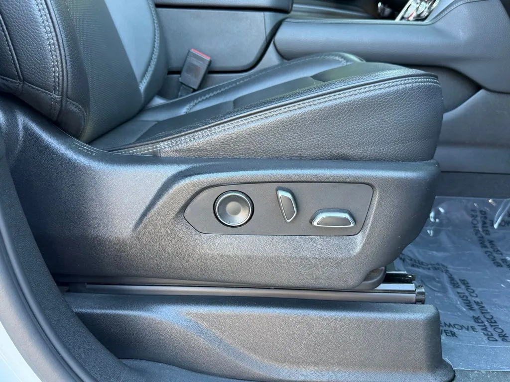 GMC Yukon photo 37