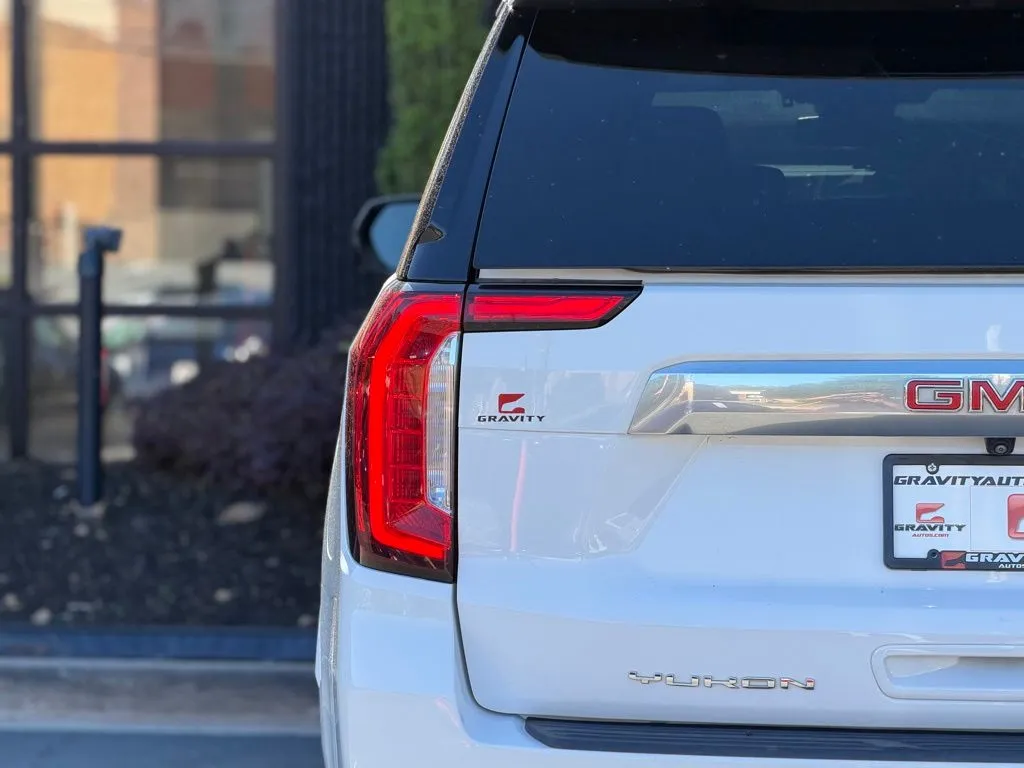 GMC Yukon photo 15
