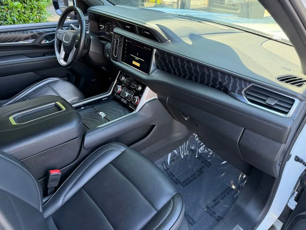 GMC Yukon photo 34