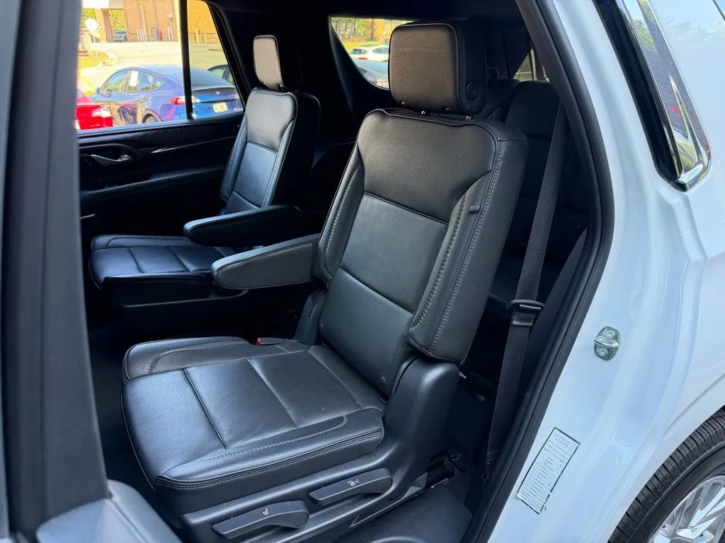 GMC Yukon photo 32